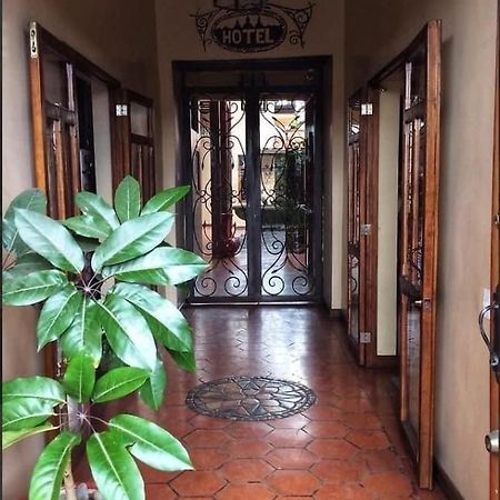 Casa Hibiscus Boutique Hotel 쿠엔카 외부 사진