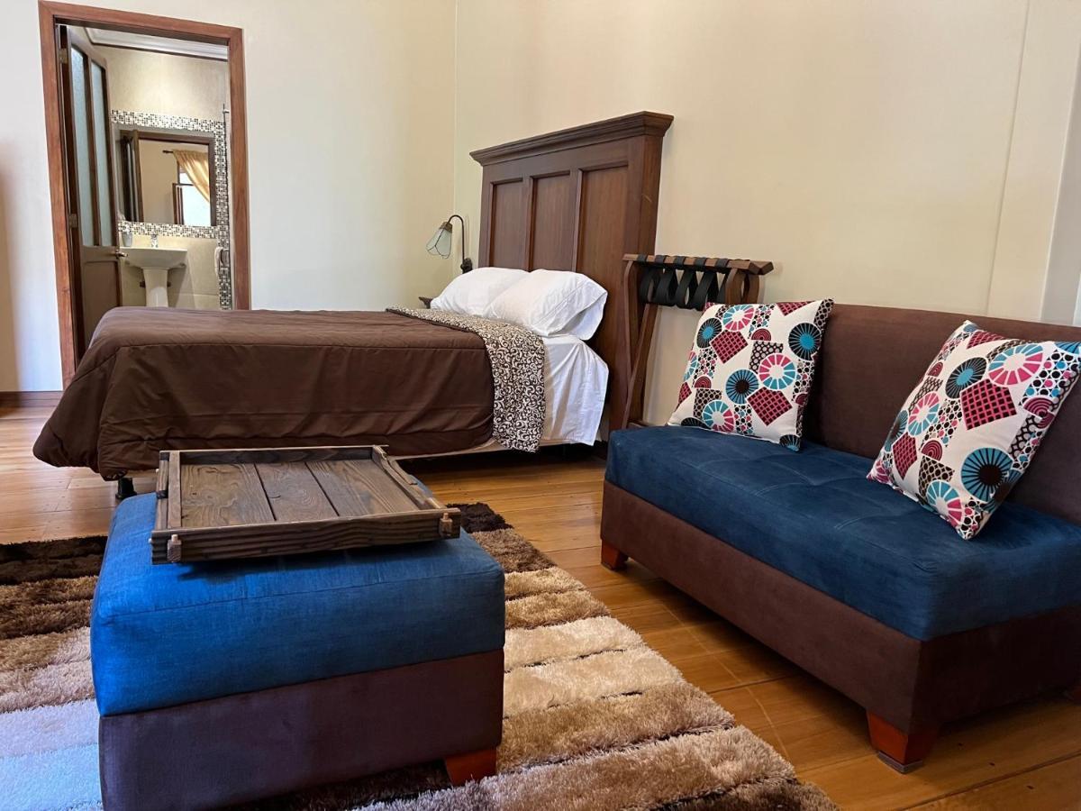 Casa Hibiscus Boutique Hotel 쿠엔카 외부 사진